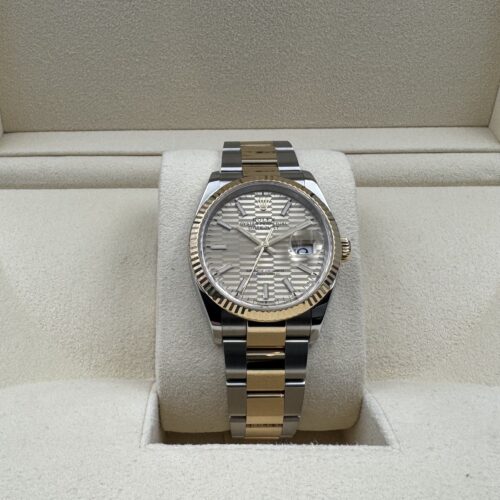 Rolex Datejust 36 126233 Champagne Motif Dial Oyster 2023 Like New Full Set