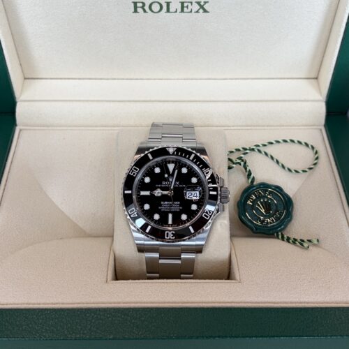 Rolex Submariner Date 126610LN 2020 New Style Card Like New Full Set